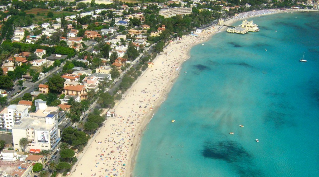 Mondello_beach_libera