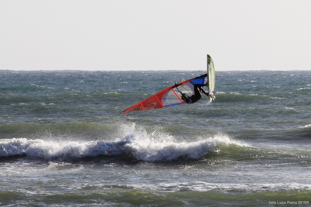 Matteo Spanu foto Luca Piana campionato italiano wave